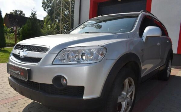 Chevrolet Captiva CHEVROLET CAPTIVA 2.4 benzyn…