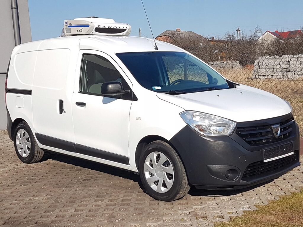 DACIA DOKKER CHŁODNIA IZOTERMA AGREGAT ZANOTTI