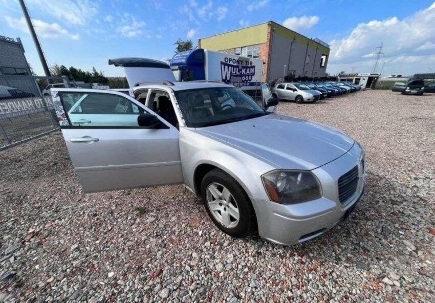 Dodge Magnum sprowadzony bezwypadkowy