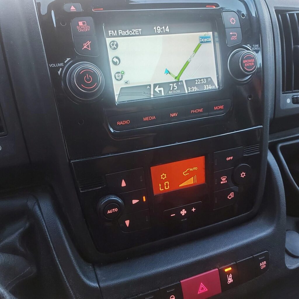 FIAT DUCATO 3.0 JTD 180PS L3H2 KLIMA NAVI 2XAIRBAG