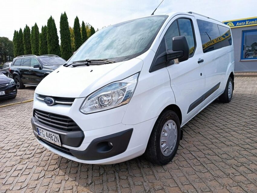Ford Transit Custom 2,2diesel 125KM zarejestrowany