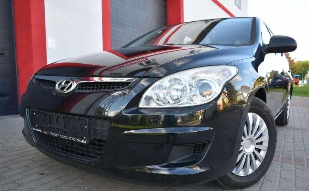 Hyundai i30 HYUNDAI i30 1.4 benzyna z 2008 roku