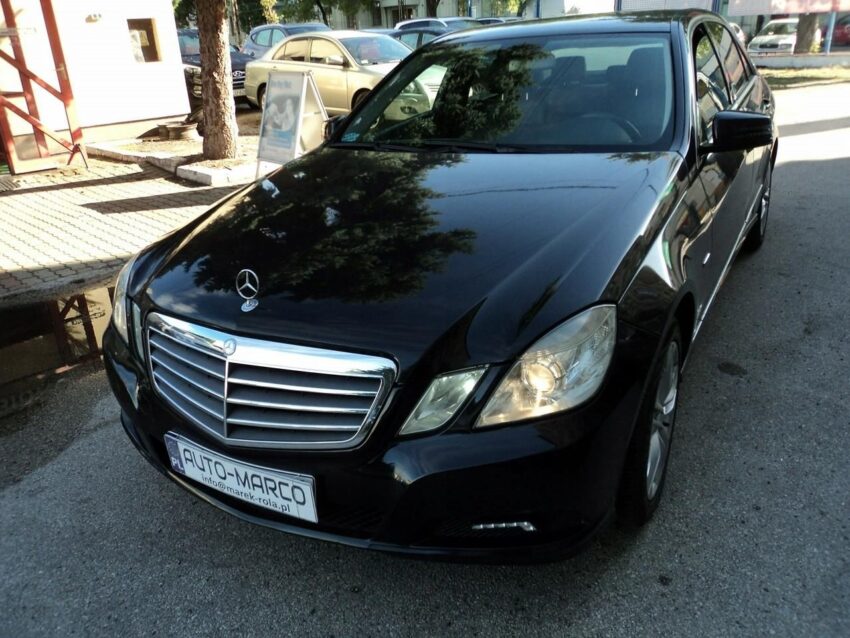 Mercedes E 220