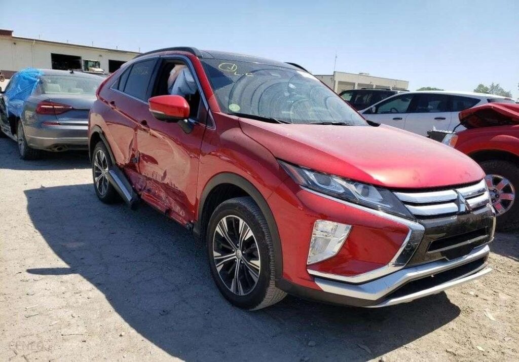 Mitsubishi Eclipse Cross Prosta naprawaNiska a…