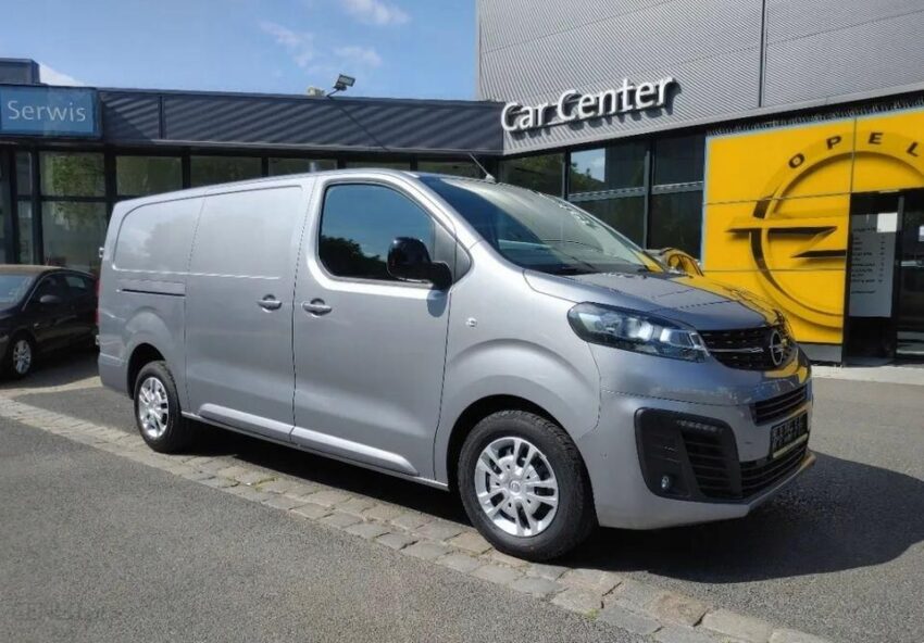 Opel Vivaro Wersja Extra Long – od reki