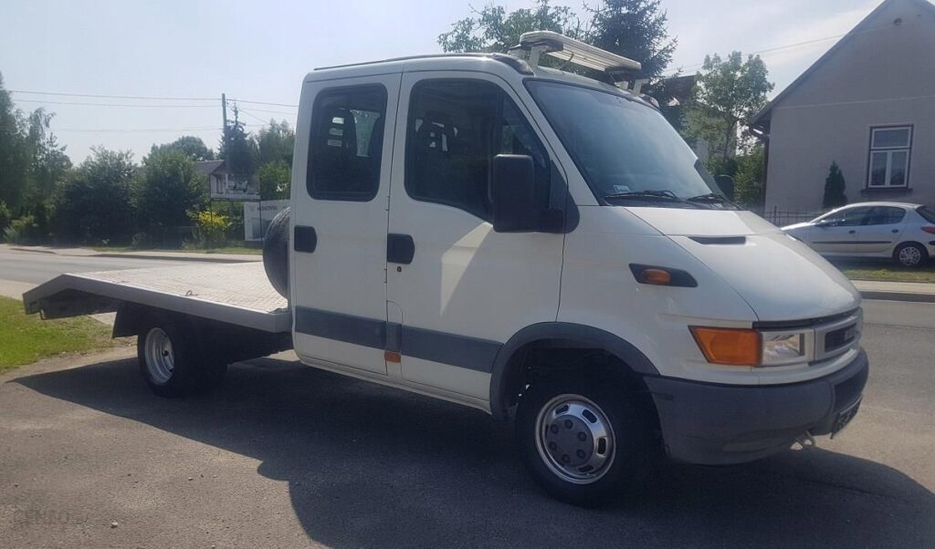 POMOC DROGOWA AUTOLAWETA IVECO DAILY DOKA 35C13