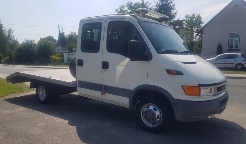 POMOC DROGOWA AUTOLAWETA IVECO DAILY DOKA 35C13