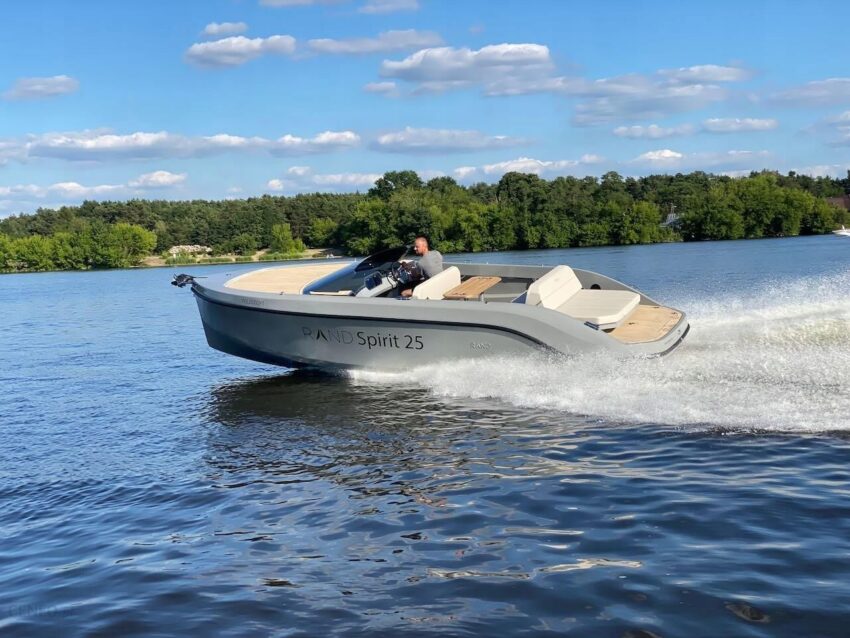 RAND BOATS SPIRIT 25 – POLSKA PREMIERA !!!