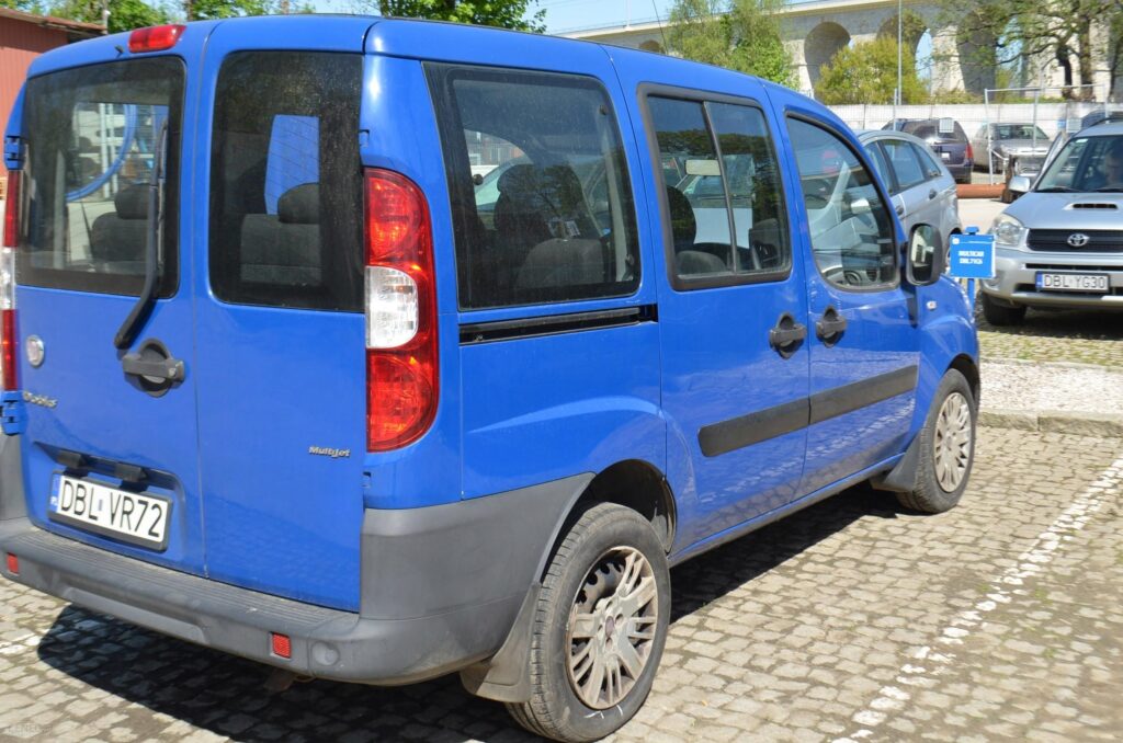 Samochód osobowy Fiat Doblo 1,9 JTD M-Jet
