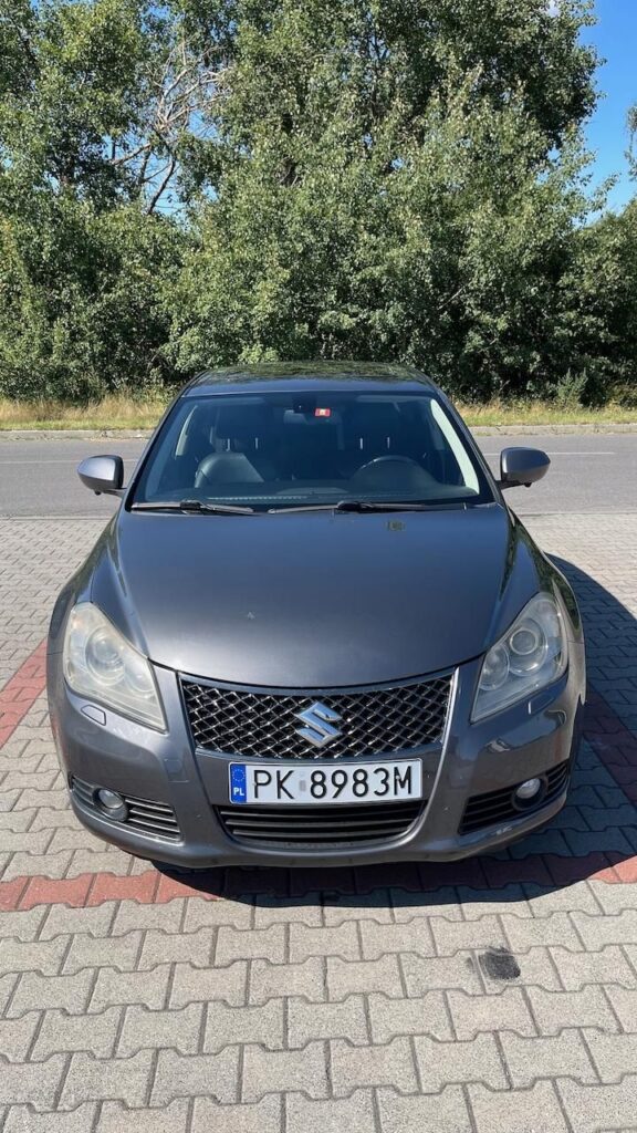 SUZUKI KIZASHI 2.4 AWD 131kW 178km Android kam 360