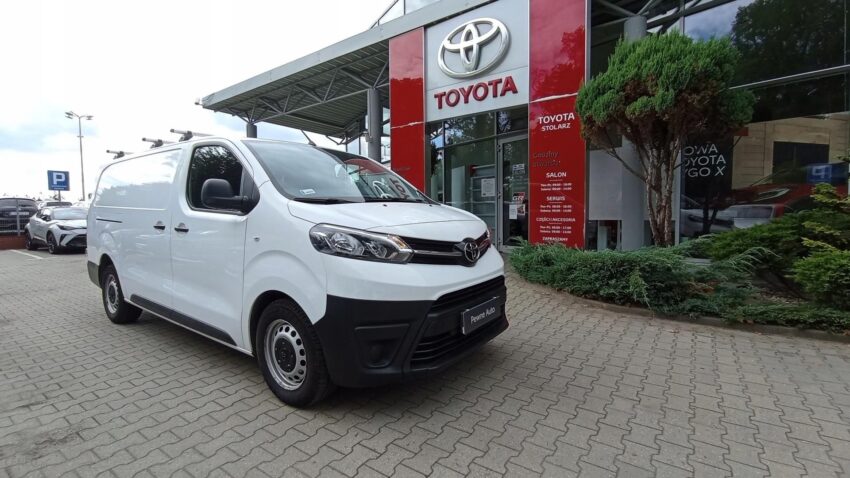 Toyota PROACE