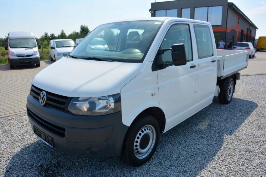 VOLKSWAGEN TRANSPORTER T5 2.0 TDI DOKA BRYGADÓWKA