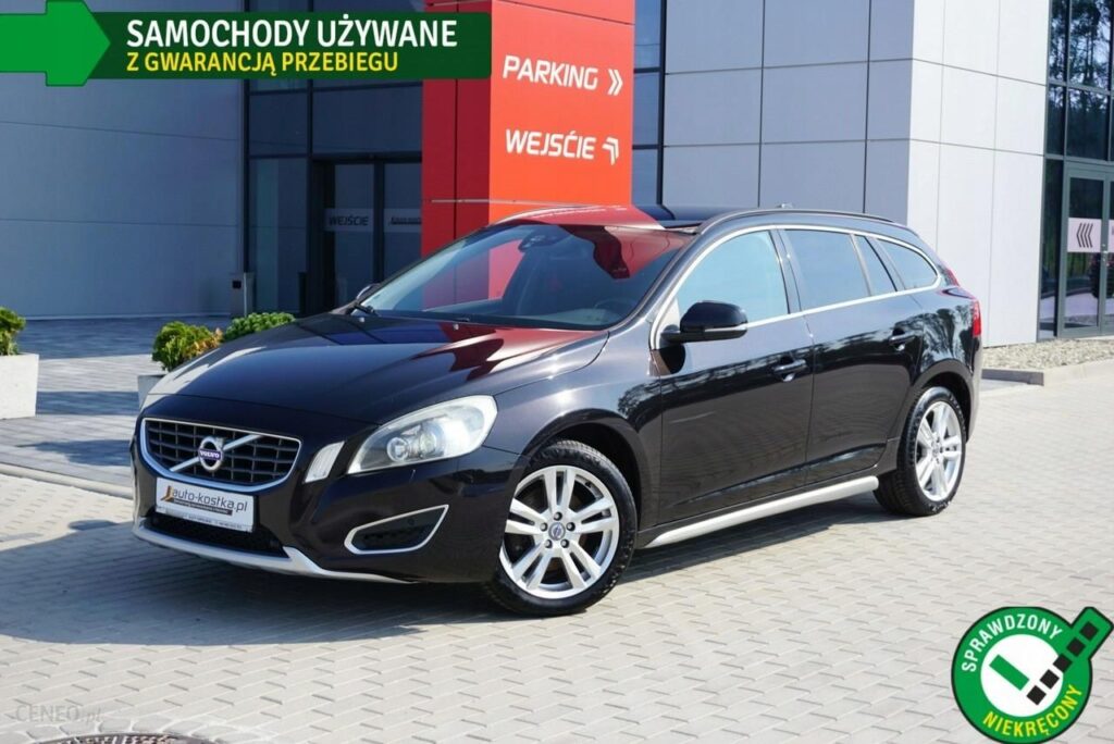 Volvo V60 Xenon, Navi, Czujniki, Tempomat, Grzane