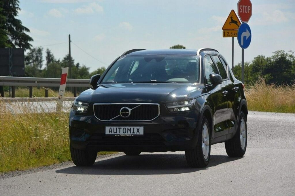 Volvo XC 40 1.5Turbo nawi full led kamera Google