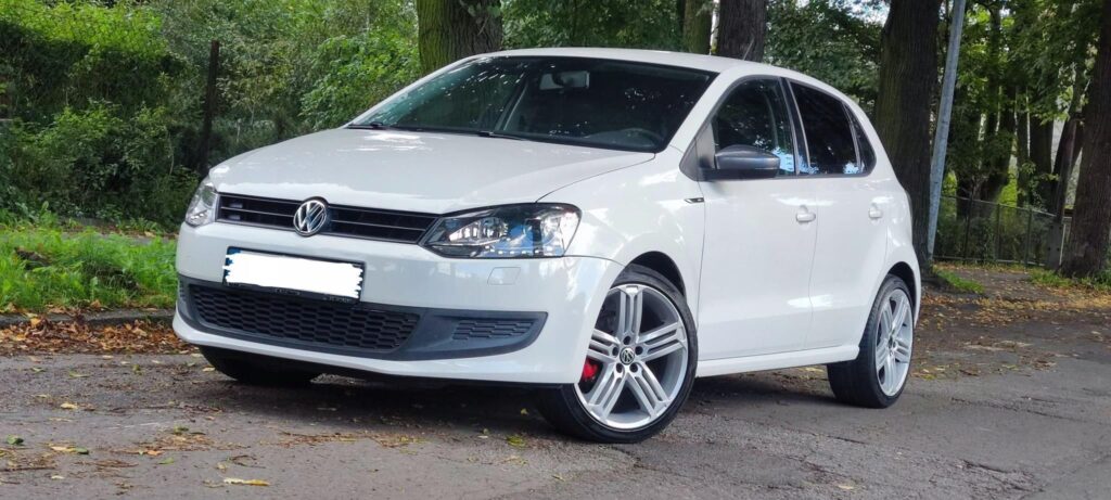 VW POLO 6R 1.6 TDI KLIMA BIXENON LED PDC